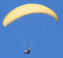 Hang glider over Lookout Mountain Road
