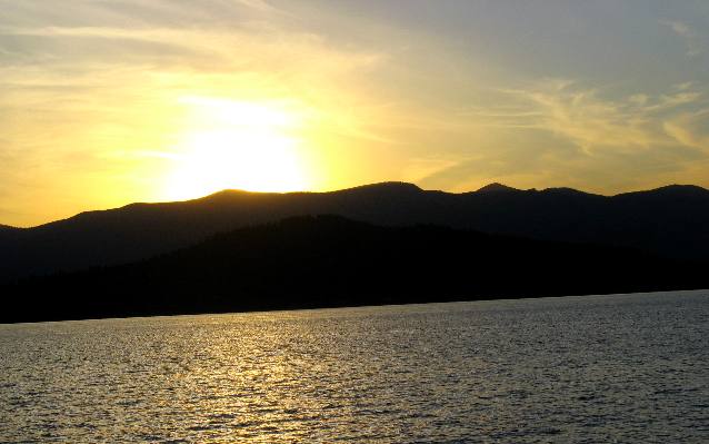 Lake Pend Oreille Cruise Boat