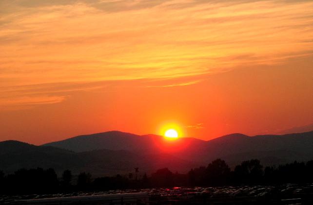 Montana sunset picture from the rodeo in Helena