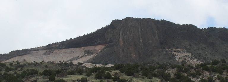 Intrusion of igneous rock created this dike & liccolith