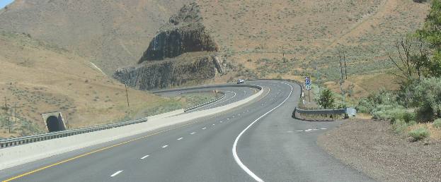 Desert scene on I-84 in eastern Oregon