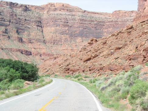 Scenic Route Utah, SR-128 along the Colorado River east of Moab, Utah 