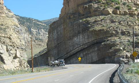 Uplifted sedimentary rocks on US-6