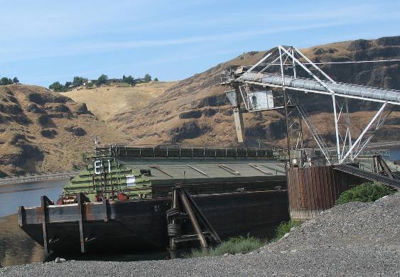 Grain barge at Port of Wilma Clarkston, Washington
