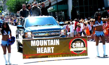 CMA Music Festival Parade