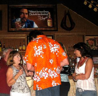 Darryl Worley mixng with the guest at the Cystic Fibrosis Fundraiser