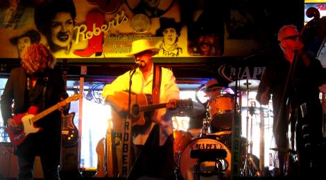 Roberts Honky Tonk Nashville
