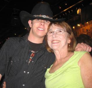 Tyler Dickerson & Joyce Hendrix at Tootsies