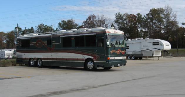 Suncoast RV in Calera, Alabama is the absolute best FREE overnight campsite in Alabama