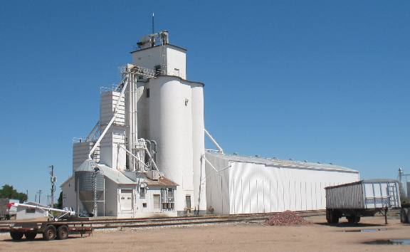 Grain elevator Holyoke, Colorado