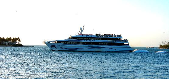Key West Express as it passes Wisteria Island