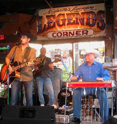 Matt Mason Live in Legends Corner
