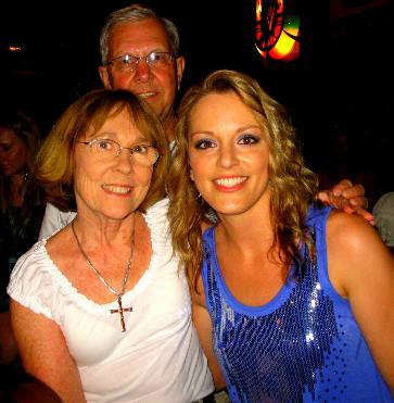 Melissa Paige with Joyce and Mike Hendrix at The Stage on Broadway
