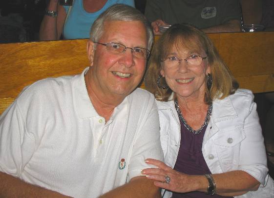 Mike and Joyce enjoying the dueling pianos at Pete's Piano Bar in Key West