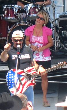 Riverfront Stage at CMA Music Festival 2008
