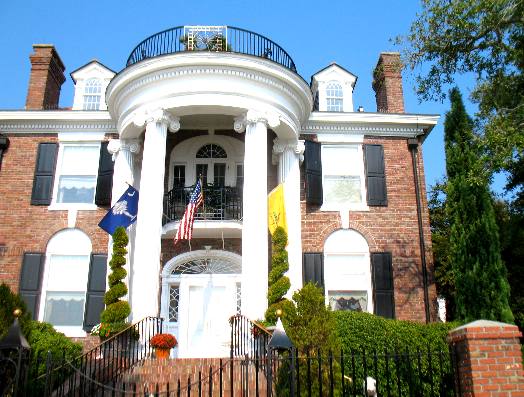 Beautiful home along Charleston waterfront
