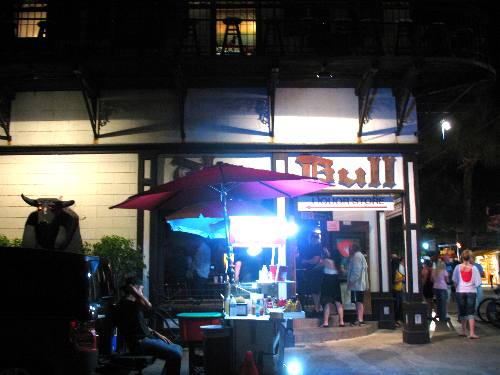 Picture of the world famous Bull in Key West